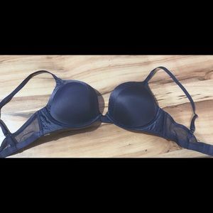 EUC Navy Blue Victoria’s Secret Bombshell Bra